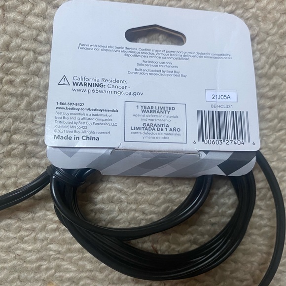 Best Buy essentials™ - 6' 2-Slot Polarized Power Cord - Black - Picture 5 of 6